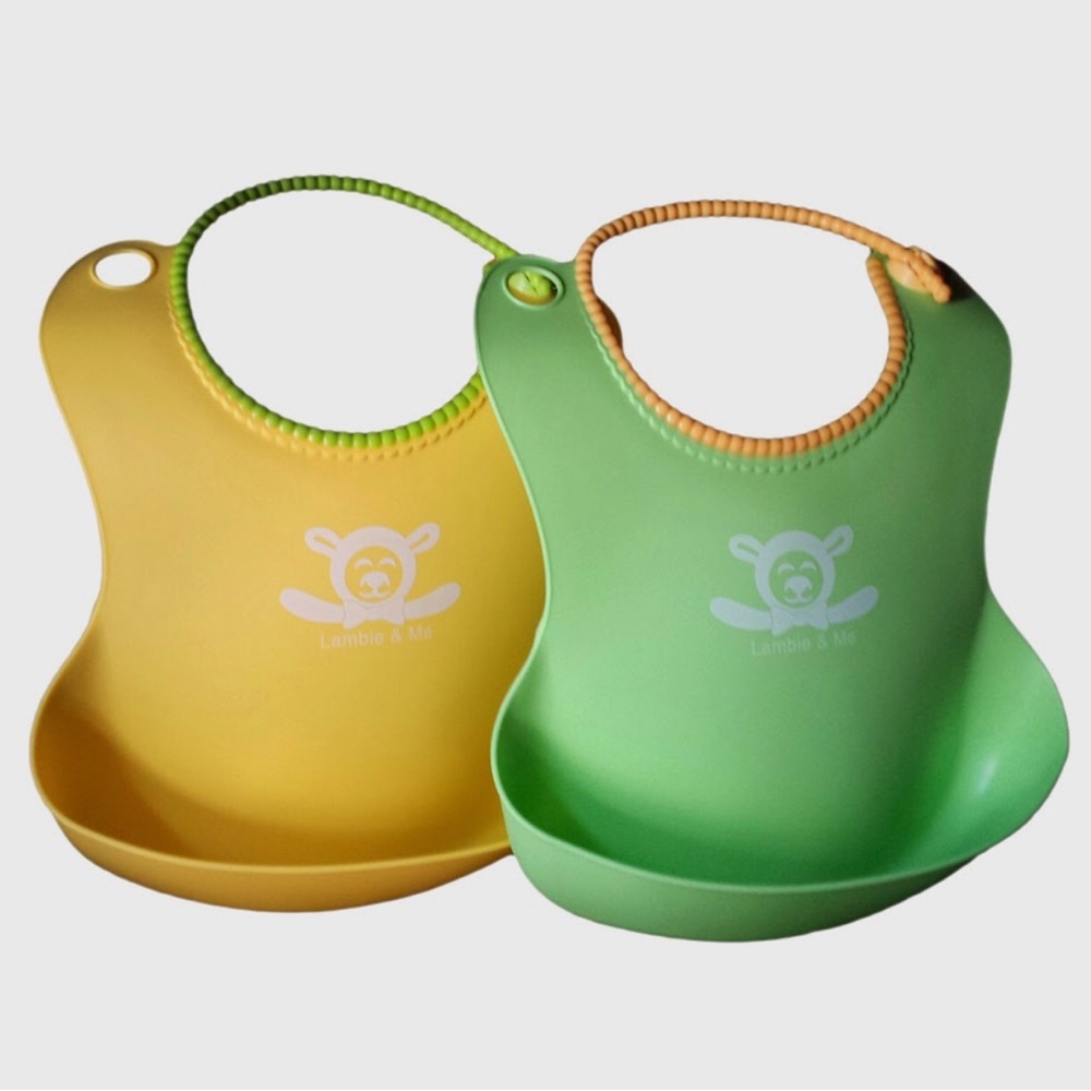 Lambie & Me; baby soft bib, washable with catcher pocket